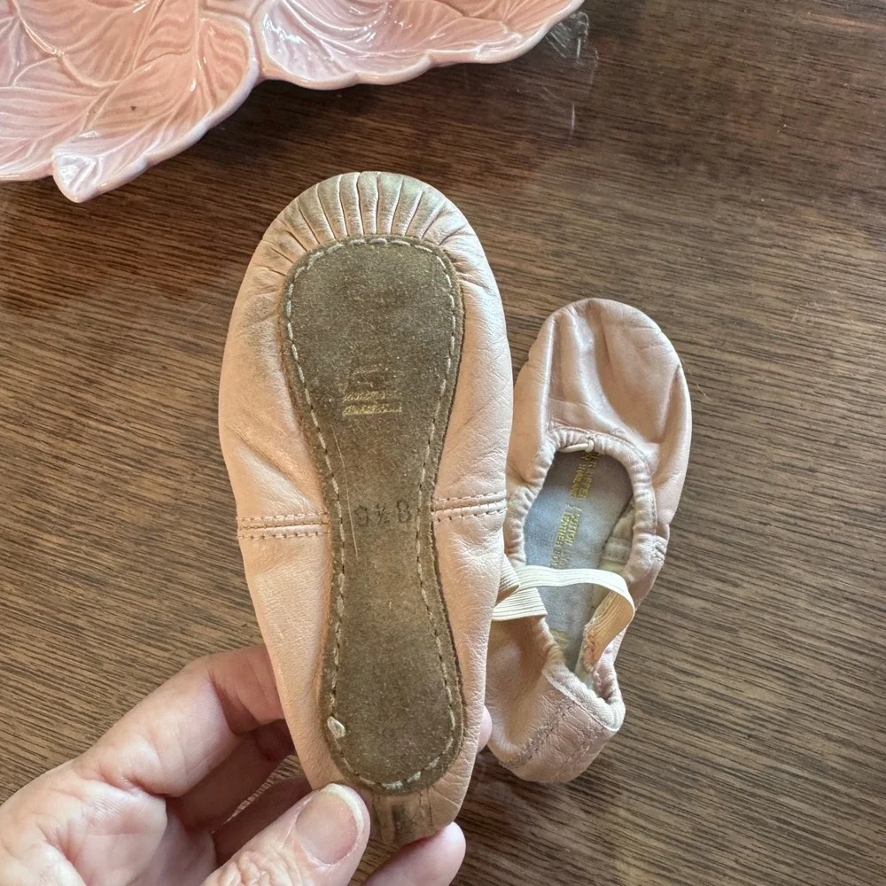 Bloch Pink Leather Ballet Slippers Kids Size 9.5 B Dance Shoes Full Sole 0658